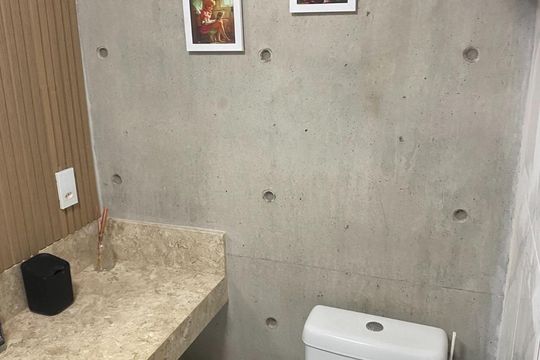 Banheiro de apartamento à venda com 1 quarto, 70m² em Vila Suzana, São Paulo