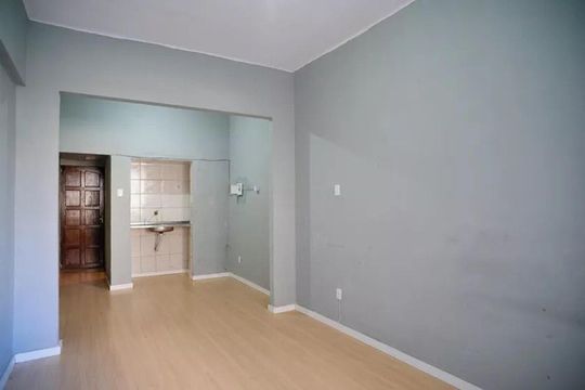 Apartamento à venda com 1 quarto, 32m² em Centro, Niterói