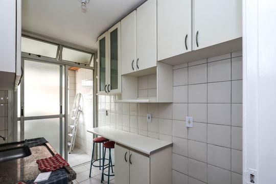 Cozinha de apartamento para alugar com 2 quartos, 56m² em Ipiranga, São Paulo