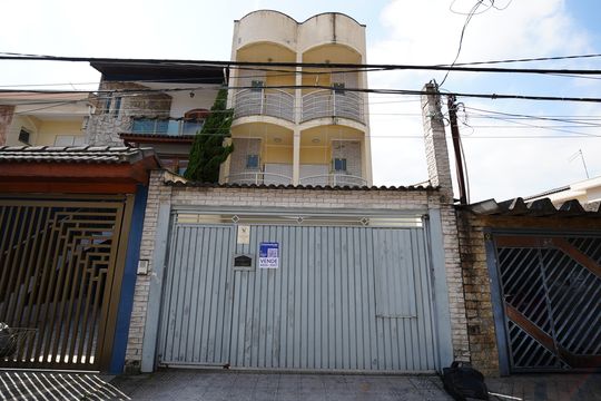 Fachada do Prédio de apartamento à venda com 1 quarto, 70m² em Parque Jaçatuba, Santo André