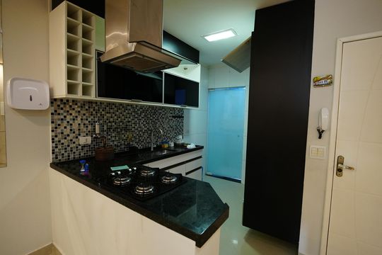 Cozinha de apartamento à venda com 1 quarto, 70m² em Parque Jaçatuba, Santo André