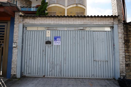 Apartamento à venda com 1 quarto, 70m² em Parque Jaçatuba, Santo André