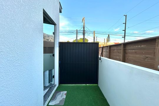 Varanda de kitnet/studio para alugar com 1 quarto, 23m² em Campeche, Florianópolis