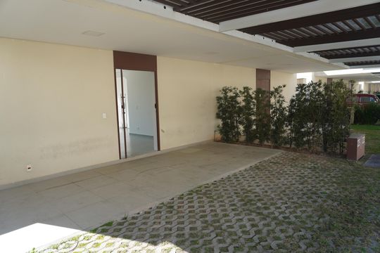 Garagem de casa de condomínio para alugar com 2 quartos, 152m² em Alphaville, Santana de Parnaíba