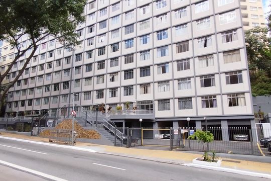 Fachada de apartamento à venda com 2 quartos, 50m² em Consolação, São Paulo