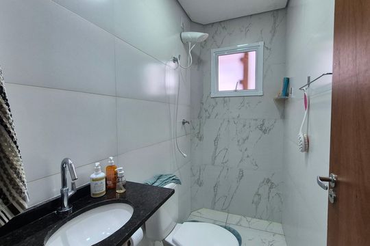 Apartamento à venda com 2 quartos, 48m² em Pinheirinho, Santo André