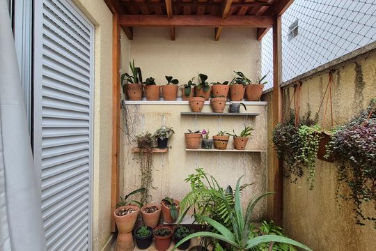 Apartamento à venda com 2 quartos, 48m² em Pinheirinho, Santo André