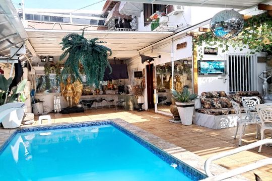 Área externa de casa à venda com 3 quartos, 192m² em Jardim Taboao, São Paulo