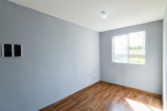 Sala de apartamento para alugar com 2 quartos, 45m² em Jardim Nova Cidade, Guarulhos