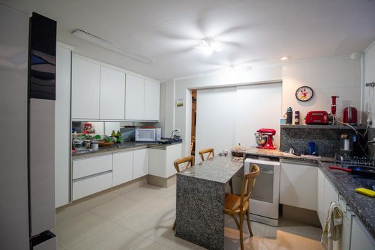 Cozinha de casa para alugar com 4 quartos, 400m² em Jardim Santa Rosália, Sorocaba