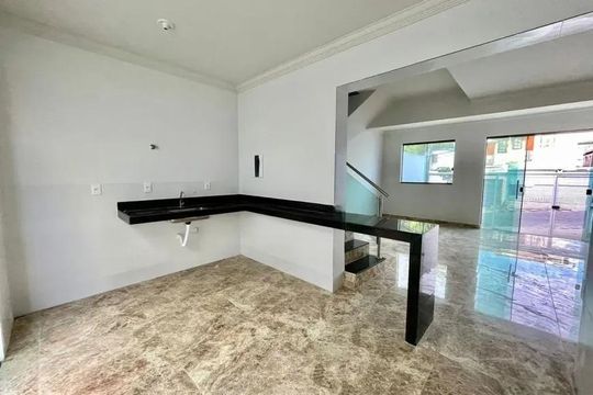 Cozinha de casa para alugar com 3 quartos, 94m² em Santa Amelia, Belo Horizonte