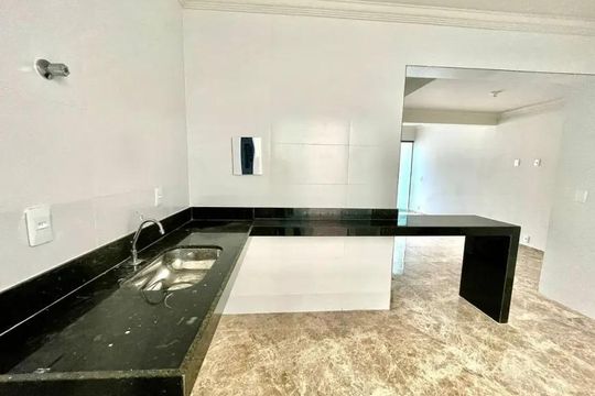 Cozinha de casa para alugar com 3 quartos, 94m² em Santa Amelia, Belo Horizonte
