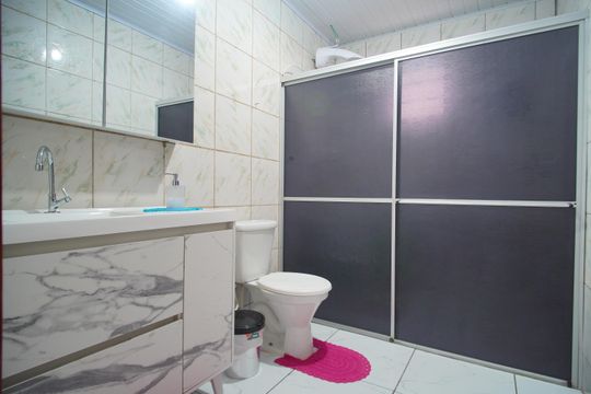 Banheiro de apartamento para alugar com 1 quarto, 80m² em Santos Dumont, São Leopoldo