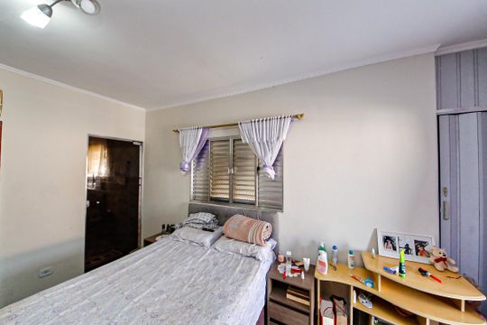 Casa à venda com 3 quartos, 150m² em Jardim Sapopemba, São Paulo
