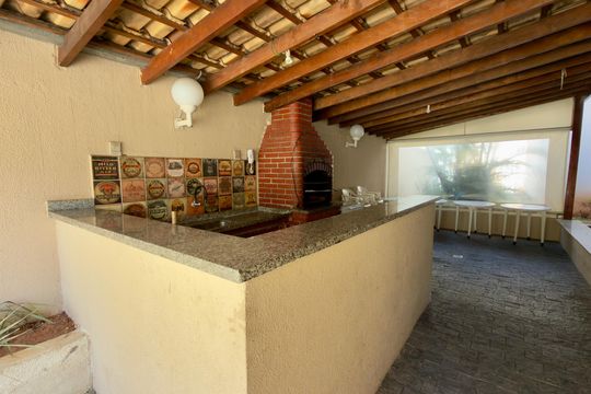 Churrasqueira  de apartamento à venda com 2 quartos, 56m² em Jardim Monte Kemel, São Paulo