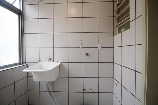 Área de Serviço de apartamento à venda com 2 quartos, 80m² em Passo D’areia, Porto Alegre