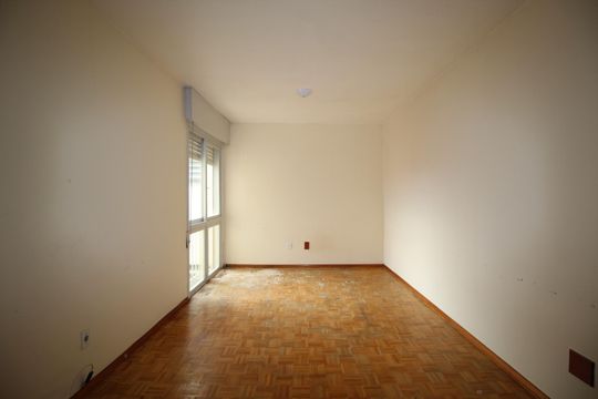 Apartamento à venda com 2 quartos, 80m² em Passo D’areia, Porto Alegre