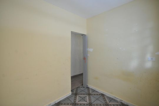 Quarto 2 de casa para alugar com 2 quartos, 65m² em Jardim Fontalis, São Paulo