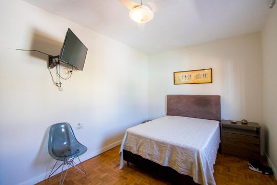 Quarto 2 de casa à venda com 2 quartos, 114m² em Vila Humaita, Santo André