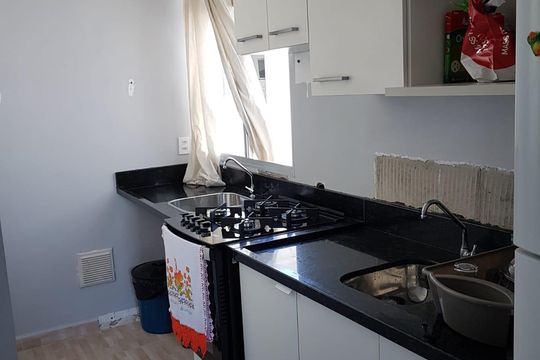 Cozinha de apartamento à venda com 2 quartos, 39m² em Jardim Casablanca, São Paulo