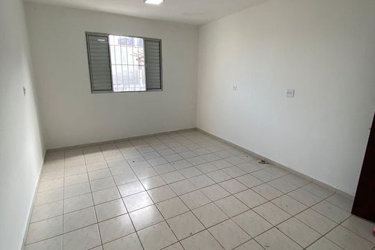 Casa à venda com 2 quartos, 120m² em Campo Grande, São Paulo