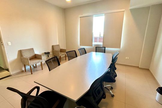 Sala de reunião  de kitnet/studio para alugar com 1 quarto, 37m² em Vila Augusta, Guarulhos