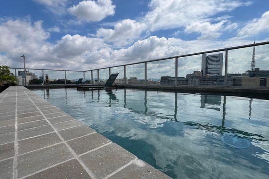 Piscina de kitnet/studio à venda com 1 quarto, 27m² em Pinheiros, São Paulo