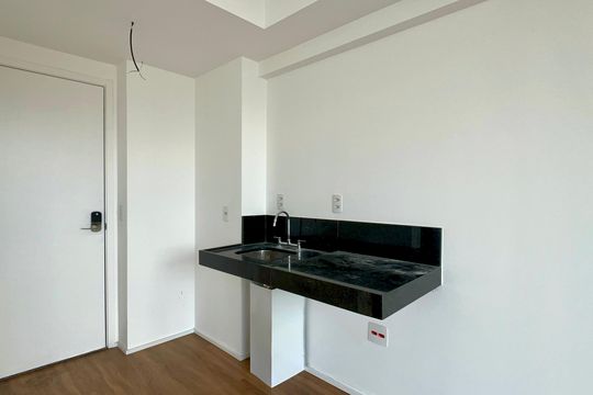 Cozinha de kitnet/studio à venda com 1 quarto, 27m² em Pinheiros, São Paulo