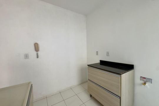 Cozinha de apartamento para alugar com 2 quartos, 44m² em Água Chata, Guarulhos