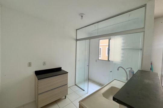 Cozinha de apartamento para alugar com 2 quartos, 44m² em Água Chata, Guarulhos