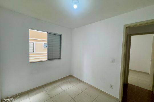 Quarto 2 de apartamento para alugar com 2 quartos, 44m² em Água Chata, Guarulhos