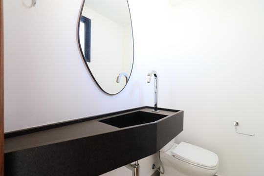 Lavabo 1 de apartamento para alugar com 3 quartos, 237m² em Pompeia, São Paulo