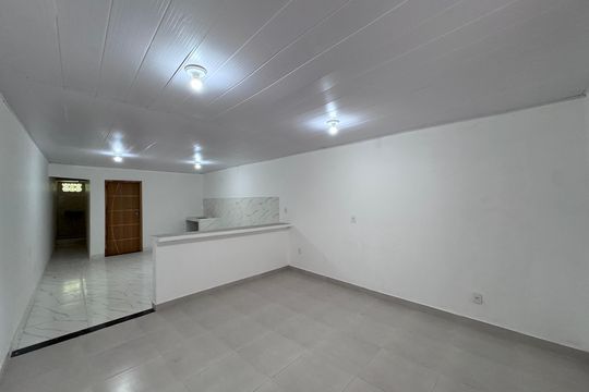 Apartamento para alugar com 1 quarto, 60m² em Barra de Guaratiba, Rio de Janeiro