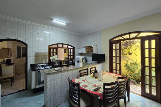 Cozinha  de casa para alugar com 4 quartos, 350m² em Vila das Bandeiras, Guarulhos