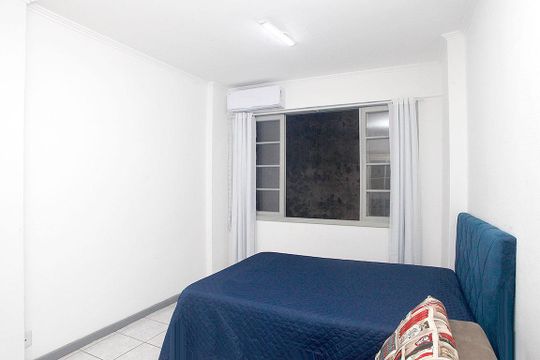 Quarto de apartamento para alugar com 1 quarto, 56m² em Centro Histórico, Porto Alegre