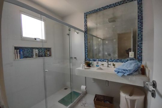 Banheiro de casa à venda com 4 quartos, 140m² em Vargem Grande, Rio de Janeiro