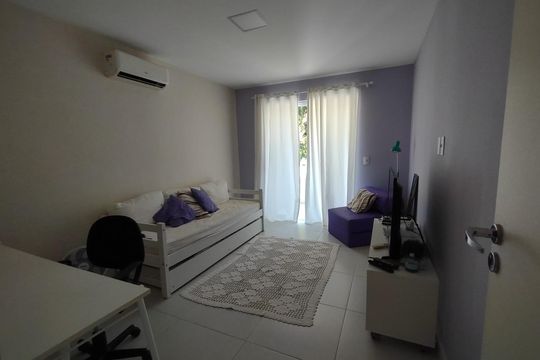 Sala de casa à venda com 4 quartos, 140m² em Vargem Grande, Rio de Janeiro