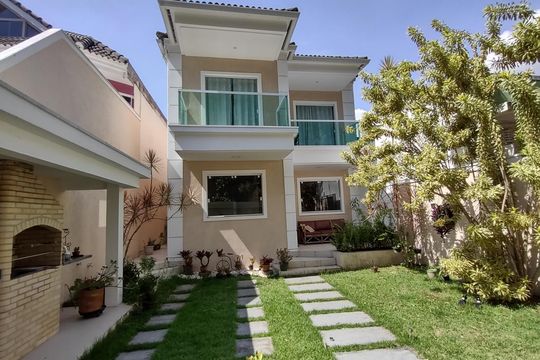 Área externa de casa à venda com 4 quartos, 140m² em Vargem Grande, Rio de Janeiro