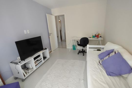 Sala de casa à venda com 4 quartos, 140m² em Vargem Grande, Rio de Janeiro