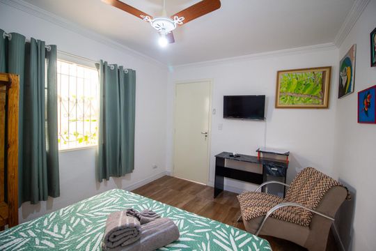 Sala de casa para alugar com 1 quarto, 24m² em Jardim Santa Rosália, Sorocaba