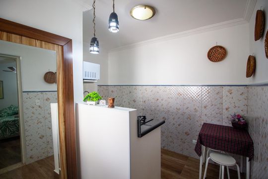 Cozinha de casa para alugar com 1 quarto, 24m² em Jardim Santa Rosália, Sorocaba