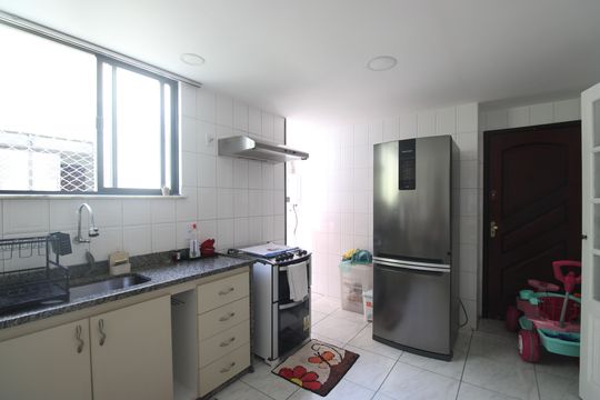 Cozinha de apartamento à venda com 4 quartos, 265m² em Freguesia (jacarepaguá), Rio de Janeiro