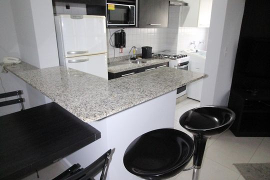 Cozinha de apartamento para alugar com 1 quarto, 52m² em Parque Residencial Aquarius, São José dos Campos