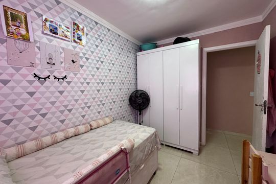 Quarto 1 de apartamento à venda com 2 quartos, 47m² em Jardim do Lago, Osasco