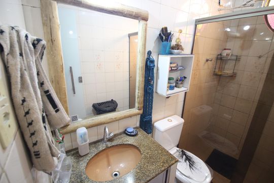 Banheiro de casa à venda com 4 quartos, 525m² em Glória, Belo Horizonte