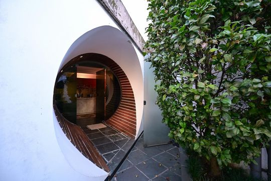 Entrada de casa para alugar com 4 quartos, 374m² em Vila Sonia, São Paulo