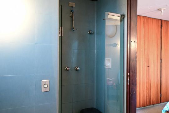 Banheiro Suíte 2 de casa para alugar com 4 quartos, 374m² em Vila Sonia, São Paulo