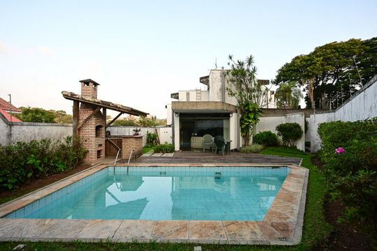 Casa para alugar com 4 quartos, 374m² em Vila Sonia, São Paulo