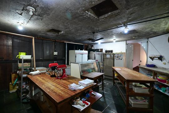 Garagem de casa para alugar com 4 quartos, 374m² em Vila Sonia, São Paulo