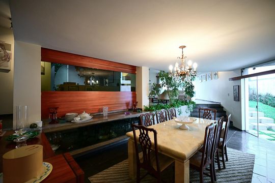 Sala de casa para alugar com 4 quartos, 374m² em Vila Sonia, São Paulo